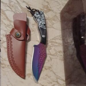 Colorful Knife with Leather Sheath